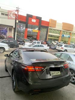 تويوتا أفالون